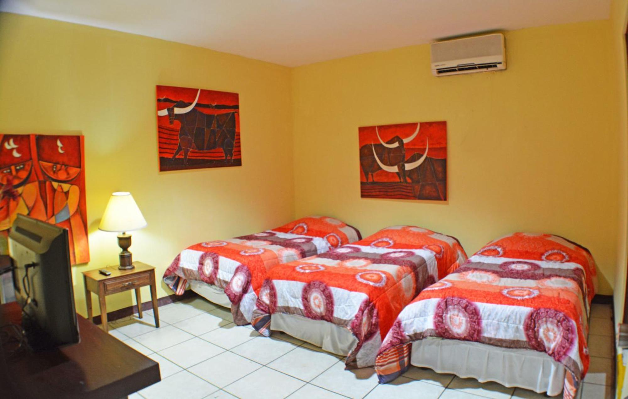 Hotel Plaza Cosiguina Chinandega Exterior photo